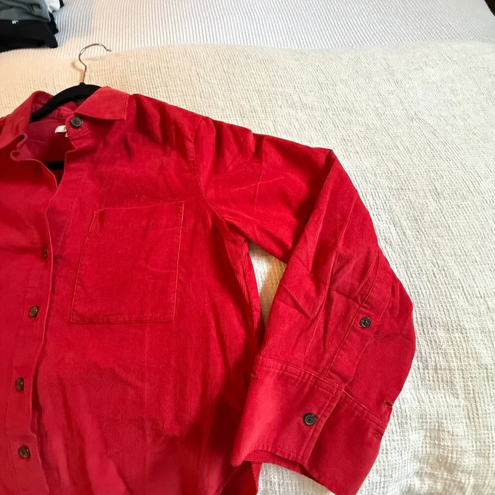 NWOT Madewell Easy Y-Neck Button-Up Shirt in Red Corduroy size XS - Picture 4 of 6